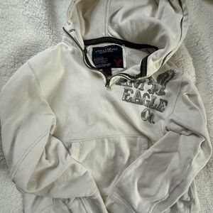 American Eagle Outfitters Cream Quarter Zip